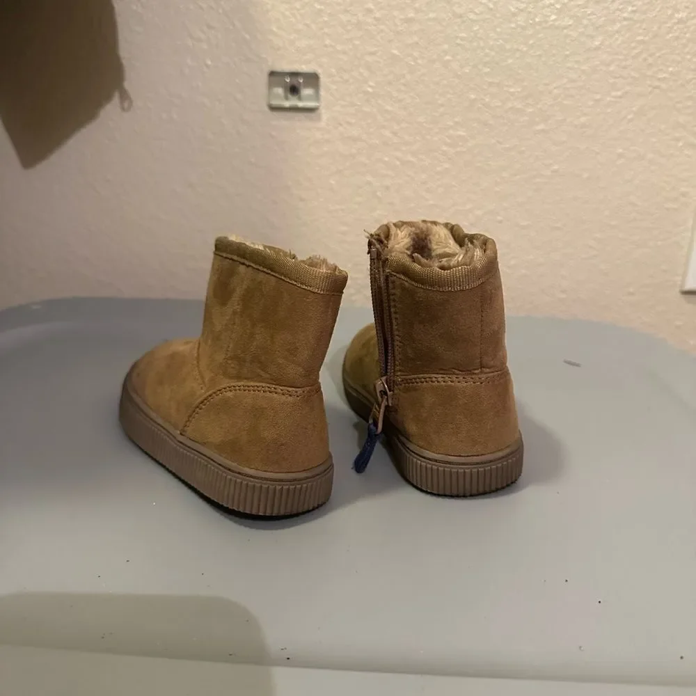 Cat & Jack Toddler Girl Tan Ankle Booties Size 7
